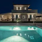Isulatravel - Galene إيسبيكا